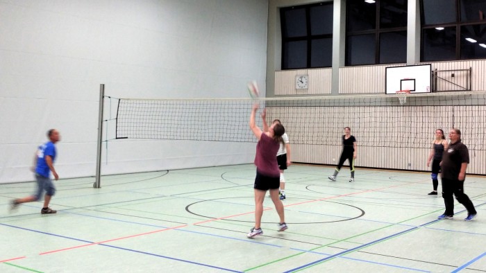 Volleyball in der Dreifachturnhalle in WIesau