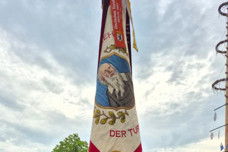 Kirchenzug 70 Jahre BRK Wiesau
