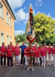 Fahnenabordnung zu 100 Jahre Stiftänder Heimatverein