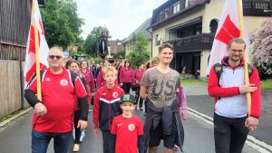 TB beim Kirchenzug